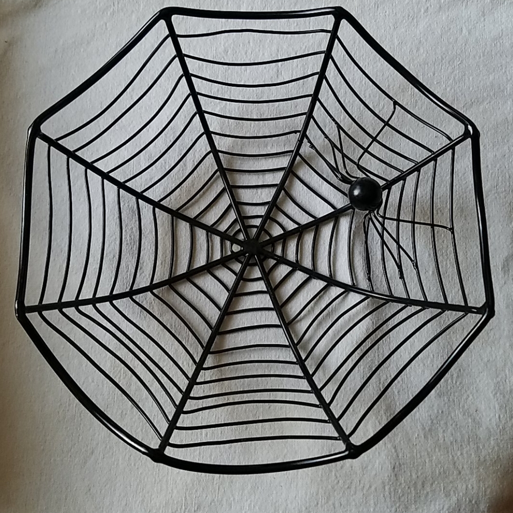 SOLD - Spider web candy bowl black metal - Picture 3 of 3